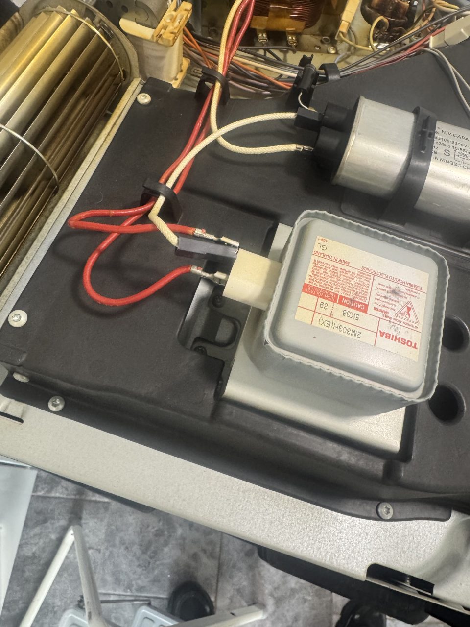 Lamona microwave repaired in Royston