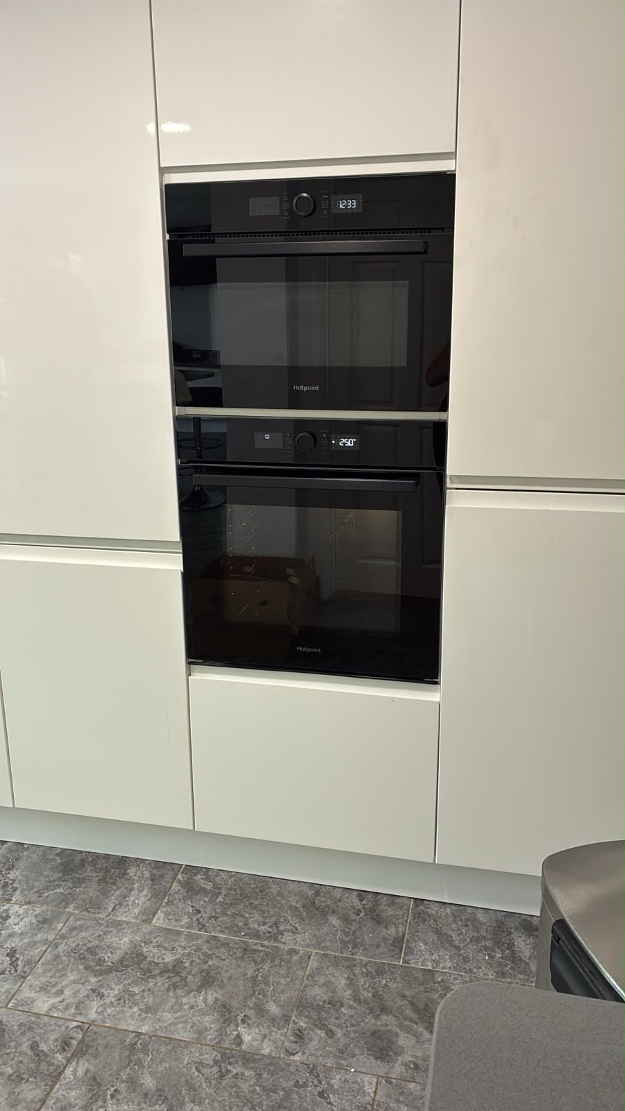Hotpoint oven repaired in Bedford